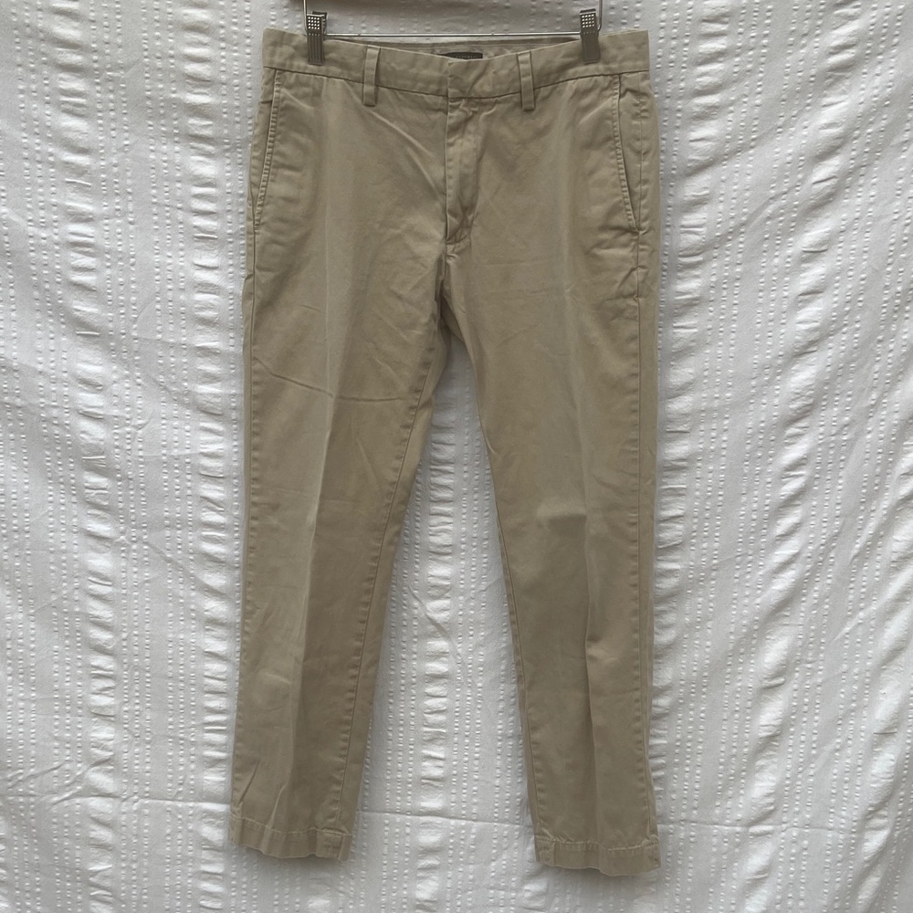 Banana Republic Men’s Khaki Pants 31/30